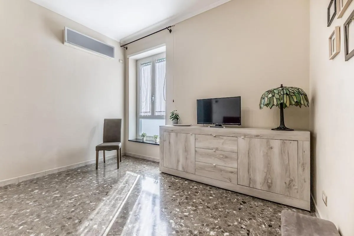 Typical Roman House - Prenestina Apartment Rome